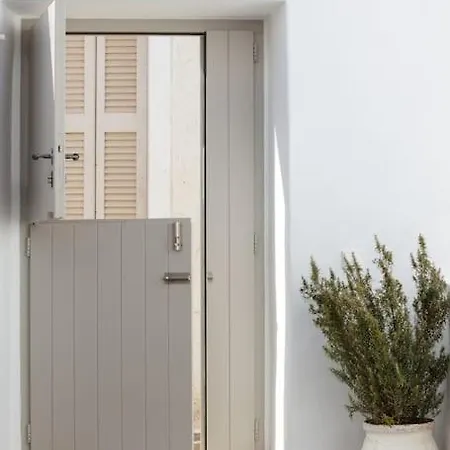 Holiday home Hidden Gem Authentic Cycladic House In Paros *
